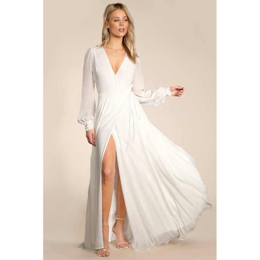 Lulus My Whole Heart Long Sleeve Wrap Maxi Dress White NWT Size M Medium